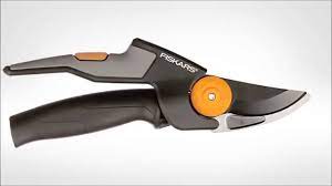 Fiskars PowerGear Pruning Tools - YouTube