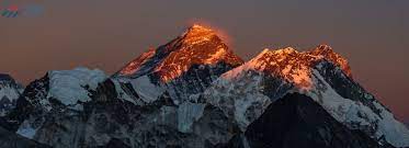 where is mount everest located nepal