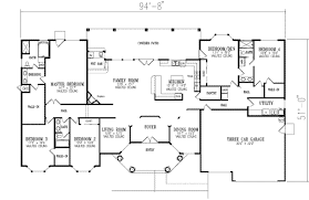 I love open concepts and split level bedrooms. Pin By Nikole Bethea On House Design House Plans One Story Mediterranean Style House Plans New House Plans