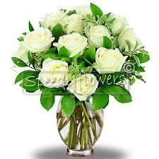 Rendi speciale il giorno di una persona che ami con i nostri fiori di compleanno. Regalare Mazzo Rose Bianche Compleanno