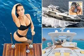 Inside Cristiano Ronaldo's £5.5m yacht that boasts five luxury cabins and six bathrooms, as family enjoy Sardinia break | Flipboard