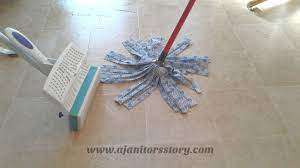 how to clean vinyl floors a janitor s