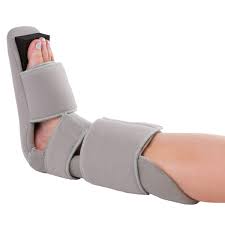 Braceability Padded 90 Degree Plantar Fasciitis Boot Soft Dorsiwedge Night Splint To Stabilize Foot And Ankle Stretches Plantar Fascia Ligament And