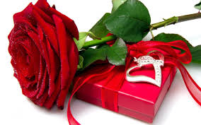 red rose heart love flower box