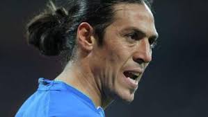 Italy&#39;s Argentine-born World Cup-winner Mauro Camoranesi, 35, has signed for Argentine side Racing Club from Lanus, who announced his departure on Friday. - w460