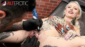 Tattoo at pussy