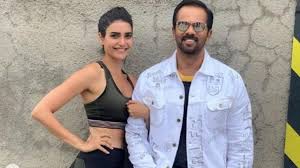 As we hear up for the 11th season of khatron ke khiladi, we get you the final confirmed list of contestants that will take the game of life to. Khatron Ke Khiladi 10 Grand Finale Live Updates Karishma Tanna Dharmesh Karan In Top 3 India Today