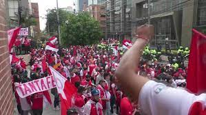 Colombia america de cali trucker hat cap. Colombia Football Fans Fill Bogota Streets As America De Cali Wins League Title Video Ruptly