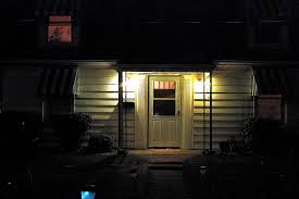 Leave The Porch Light On Armatage