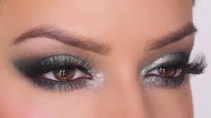 cool green smokey eye makeup tutorial