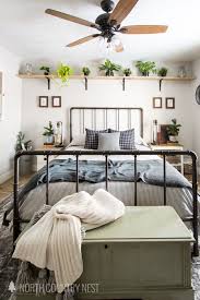 rustic winter guest bedroom decor