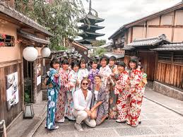 a travel guide to kyoto american and