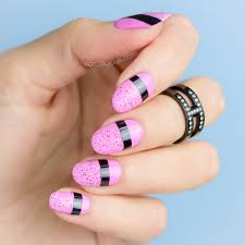 striking pink nails 2 easy nail