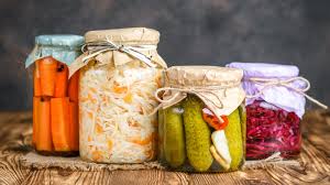 making lacto fermented pickles