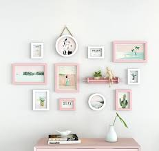 How To Hang Multiple Pictures Evenly