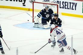 How do the jets solve the danault line daily dose. 5l3yr3xbjrxv3m