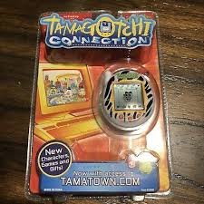Tamagotchi Connection Virtual Pet Version 3 V3 2004 Bandai