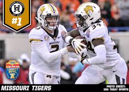Uni watch's annual college football preview details all of the uniform changes, design updates and visual tweaks for the 2019 season. Uniform Authority On Twitter Uniauthority Best Bowl Game Uniform Of The 2018 College Football Season 1 Mizzoufootball