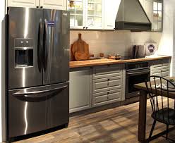 samsung black stainless appliance