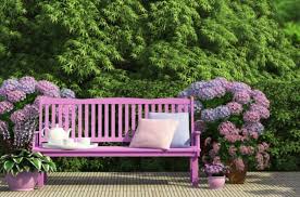 Garden Bench Ideas For Relaxing Area In