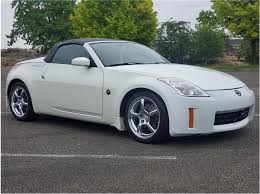 The manufacturer's suggested retail price (msrp) on the 2009 nissan 350z roadster lineup stacks up well against other vehicles that offer similar features and performance. Used Nissan 350z For Sale With Photos Cargurus