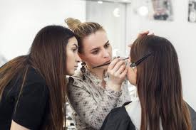makeup artistry course