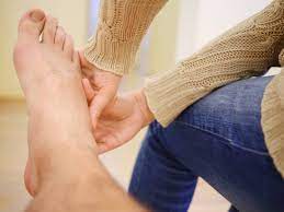 easy home remes for swollen feet
