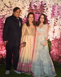 Natasha dalal is an indian fashion designer. Natasha Dalal Boyfriend Wiki Age Family Caste Height Biography More Bigstarbio
