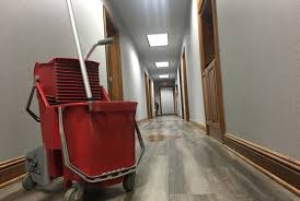commercial cleaning services bowling green