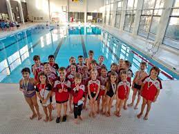 Kidsliga Staffelwettkampf in Bern | Schwimmklub Bern