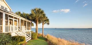 official charleston lodging guide