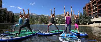 outdoor yoga in summit county