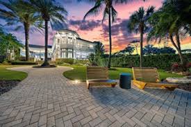 palm beach gardens waterfront homes