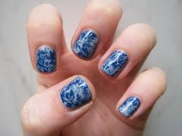 get marble nails with plastic wrap our