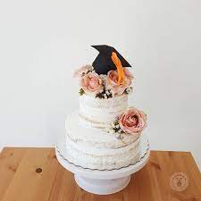 6 La La S Graduation Cake gambar png