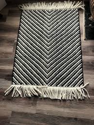 goodweave hand woven accent rug white