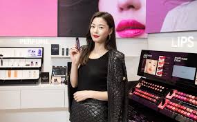 cushion and lipstick that jun ji hyun