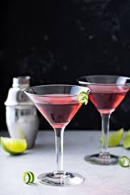 cosmopolitan martini drink recipe