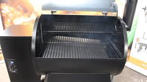 question how to use a traeger smoker