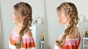 It mainly consists of twisting and overlapping different sections of your hair while adding more chunks of hair on the way. Dutch Side Braid Missy Sue