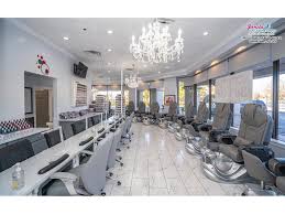 highly recommended nail salon for