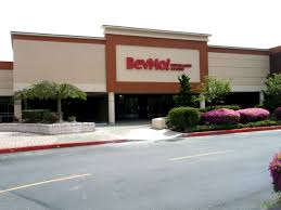 The hotel was very comfortable and reasonably priced. Redmond Microsoft Wa Bevmo