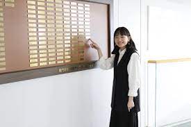 今年度の特待生にインテリア科の小嶋純奈さんが選ばれました。 | 東京新宿から4分 専門学校東京テクニカルカレッジ