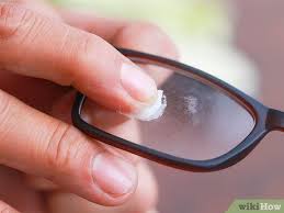 cleaning eye glasses clean glasses