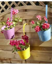 Set Of 3 Flowerpots With Hook None