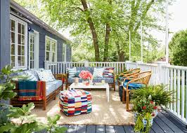 25 colorful backyard decor ideas to