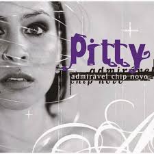 Resultado de imagem para cantora e compositora brasileira Pitty.
