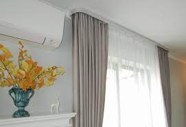 Корнизи за пердета се използват за покриване на цялата площ на прозореца с един материал или един цвят. Kornizi I Relsi Gabriela Elegans