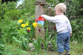 how to encourage kids to do gardening