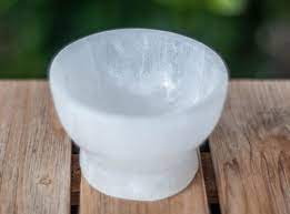 Unlike other crystals, which require regular cleansing with either specially prepared aura sprays, sunlight, or charging through water, selenite is said to cleanse itself on its own. Selenite Bowl Used To Cleanse And Recharge Other Crystals Village Rock Shop